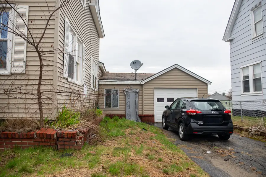25 Katahdin Avenue, Millinocket, ME 04462 - #2