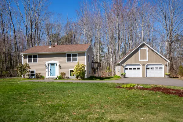 29 Oak Run, Owls Head, ME 04854
