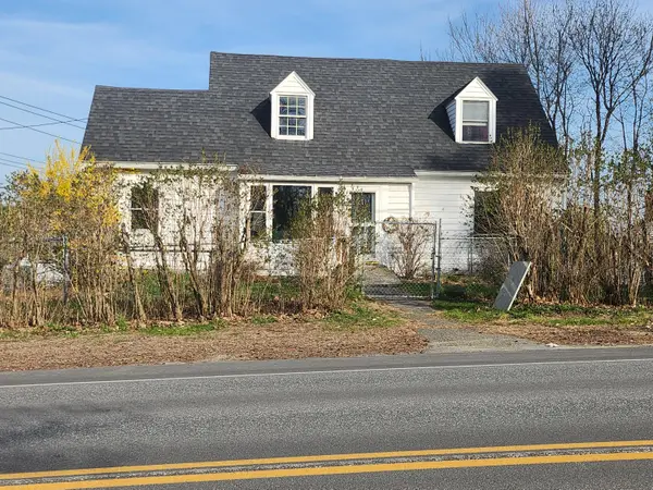 1249 State Street, Veazie, ME 04401
