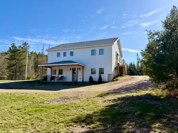 721 River Road, Calais, ME 04619