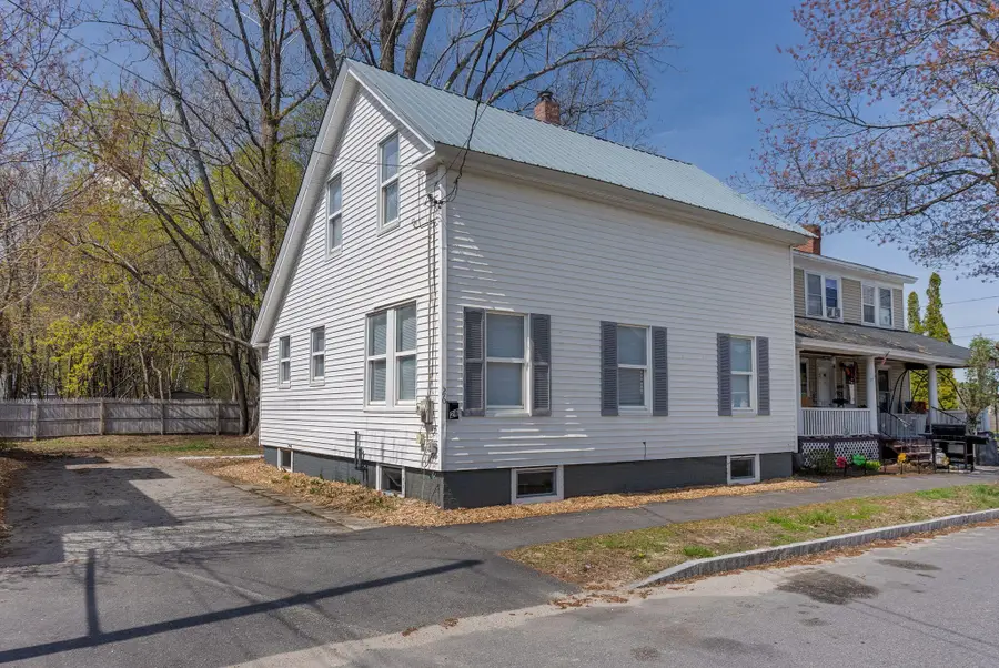 26 Vernon Street, Auburn, ME 04210 - #2