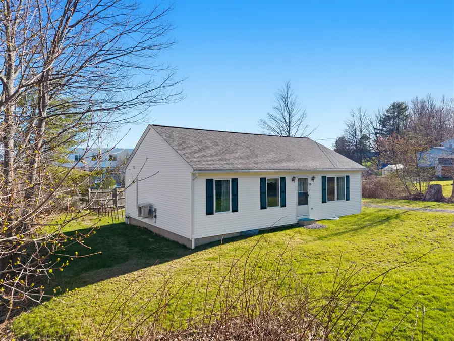15 W Hill Terrace, Gardiner, ME 04345 - #3