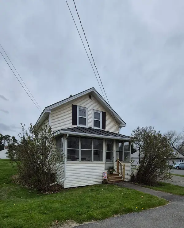 73 Halifax Street, Winslow, ME 04901