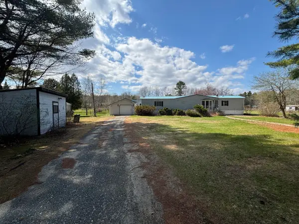 30 Pond Park Road, Naples, ME 04055
