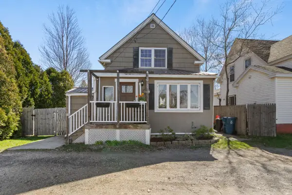 313R Warren Avenue, Portland, ME 04103