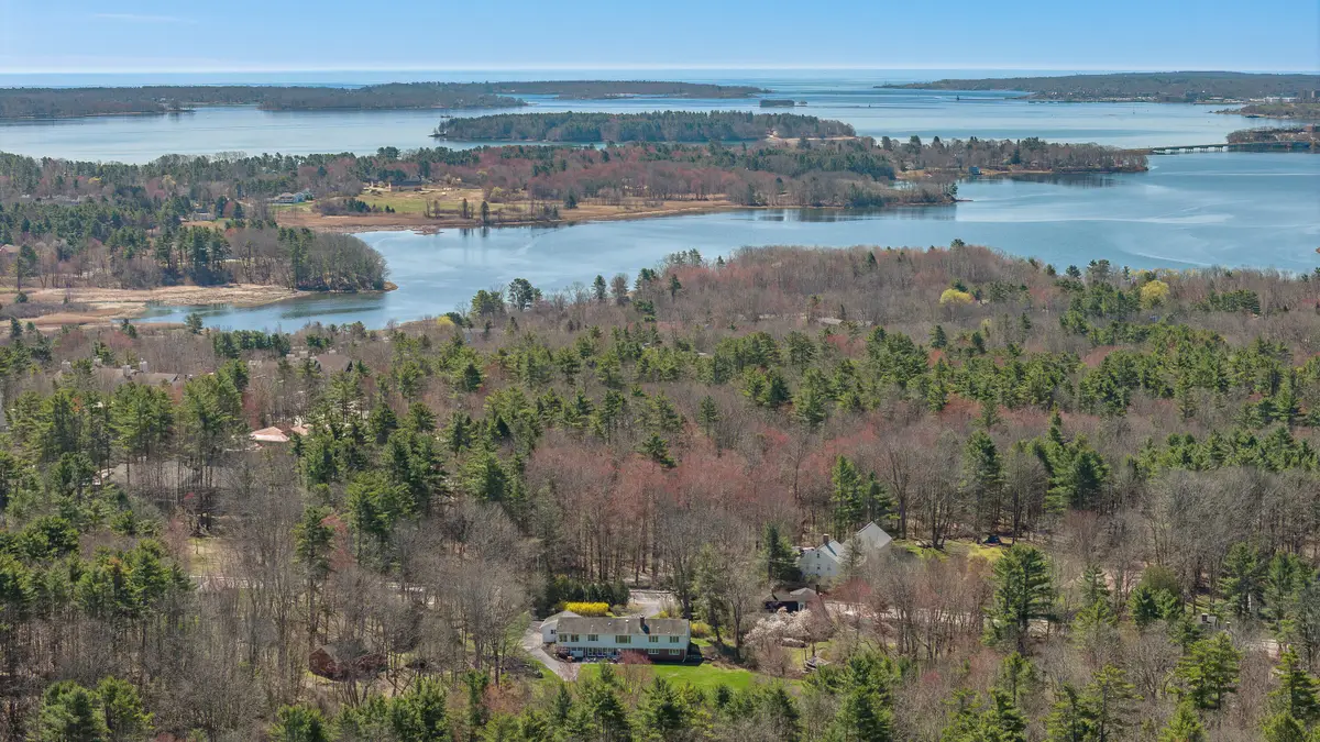 69 Falmouth Road, Falmouth, ME 04105 - #1