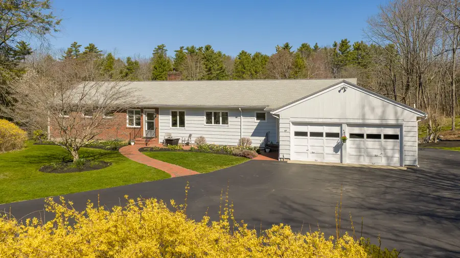 69 Falmouth Road, Falmouth, ME 04105 - #2