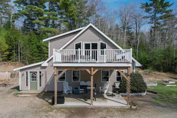 18 Deer Ridge Lane, Surry, ME 04684