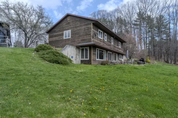7 Stanz Way, Skowhegan, ME 04976