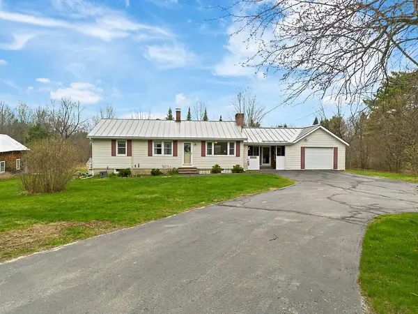 703 Hallowell Road, Chelsea, ME 04330