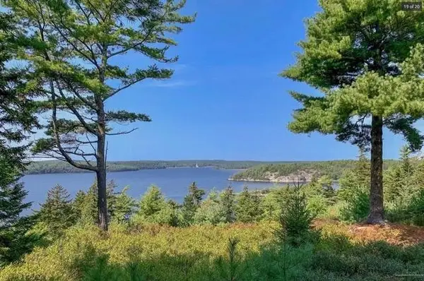 61 Rotunda Hill Road, Georgetown, ME 04548