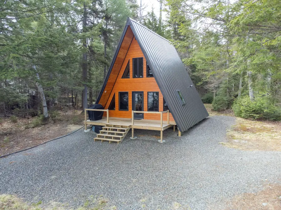 173 Evergreen Way, Millinocket, ME 04462 - #3