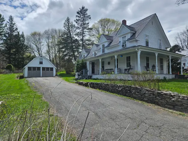 11 Spencer Street, Orono, ME 04473