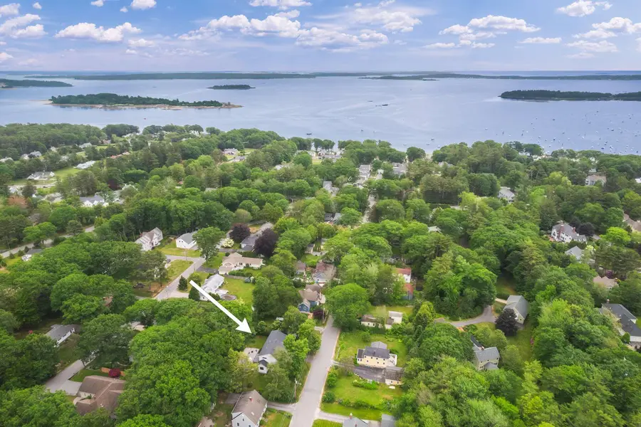 59 Underwood Road, Falmouth, ME 04105 - #2
