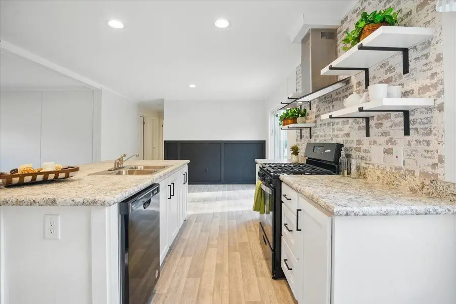 109 Coburn Street, Auburn, ME 04210 - #3