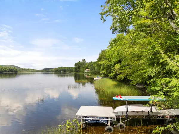 1548 46, Bucksport, ME 04416