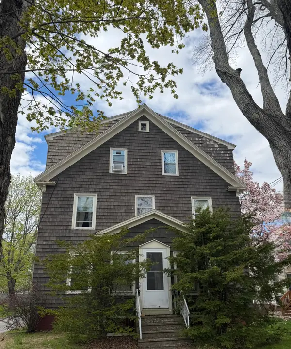 39 Rochester Street, Westbrook, ME 04092