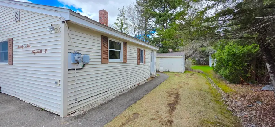 29 Elizabeth Street, Presque Isle, ME 04769 - #3