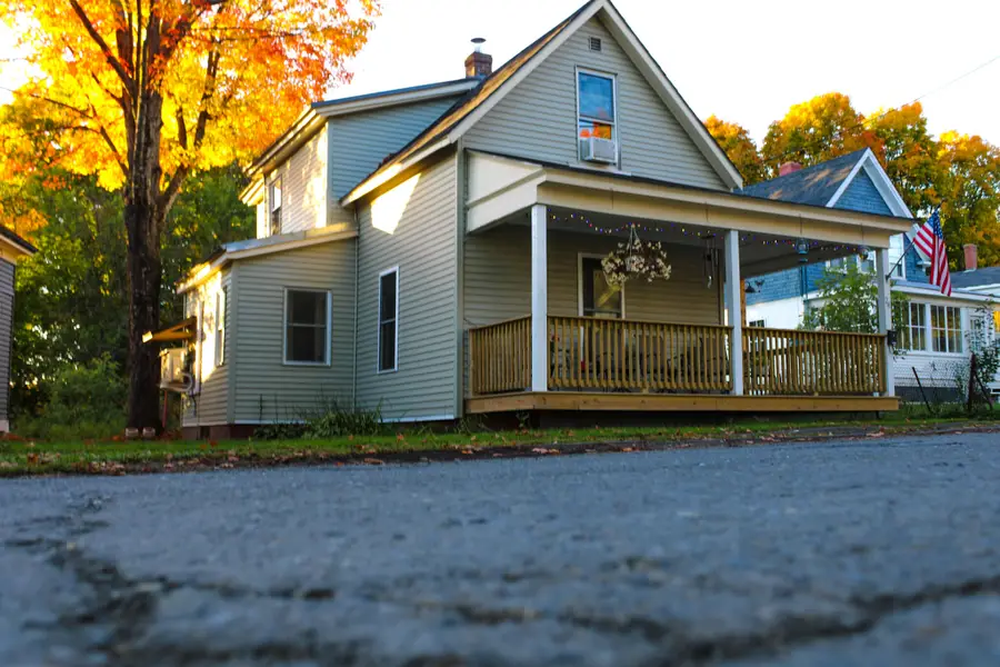 24 Elm Street, Houlton, ME 04730 - #2