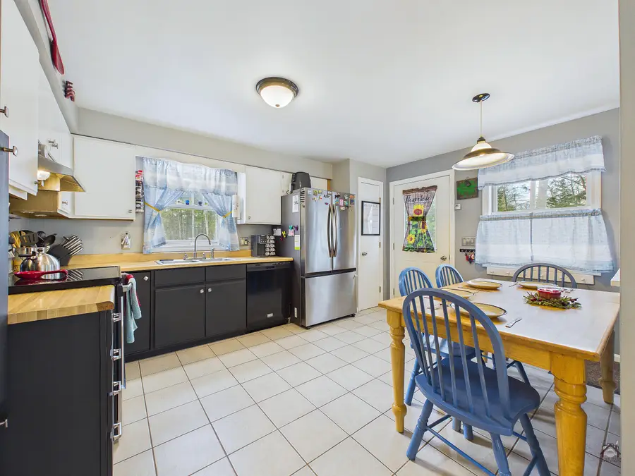 28 Beechwood Drive, Winthrop, ME 04364 - #3
