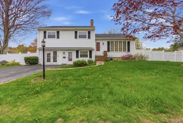 37 Stevens Street, Lewiston, ME 04240