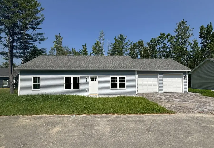 5 Tyler Avenue, Greene, ME 04236 - #2