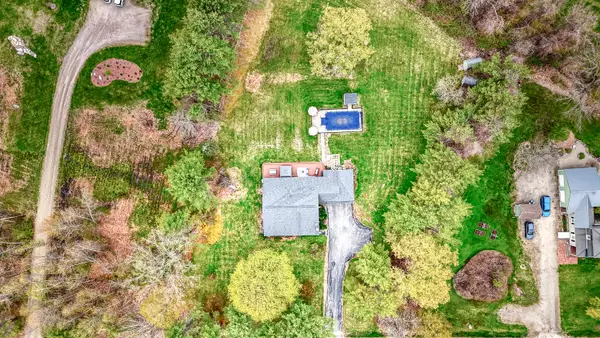 704 W Auburn Road, Auburn, ME 04210