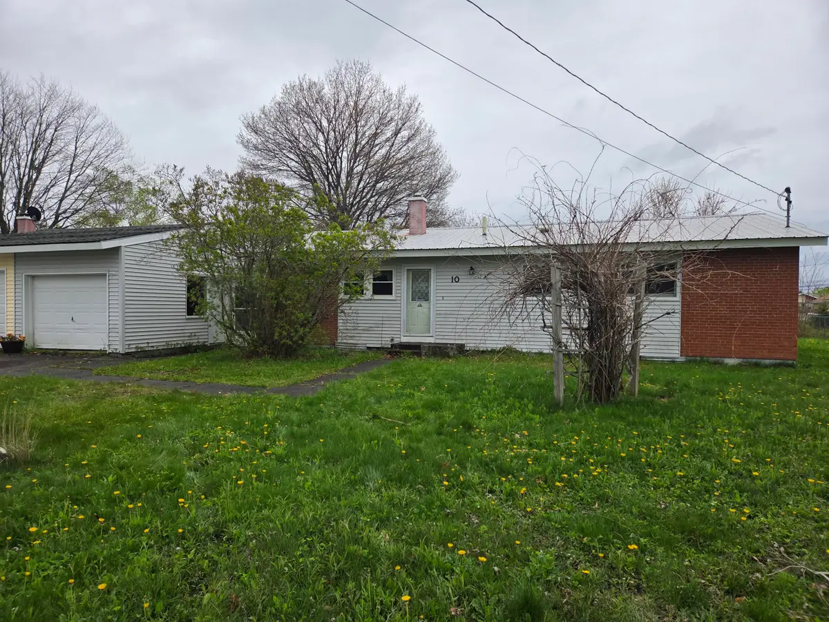 10 Maxwell Lane, Bangor, ME 04401 - #1