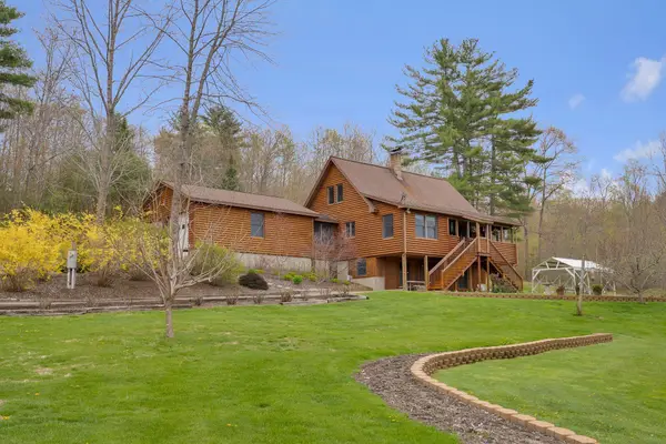 276 Middle Road, Dresden, ME 04342