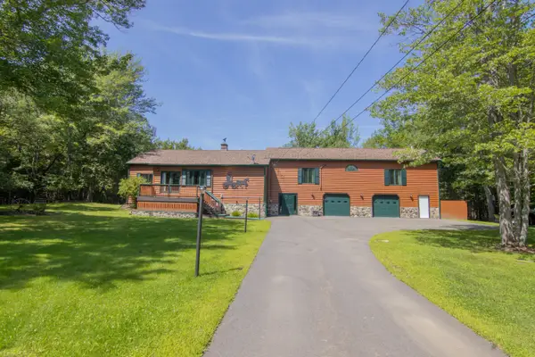 74 Pinetree Road, Brewer, ME 04412