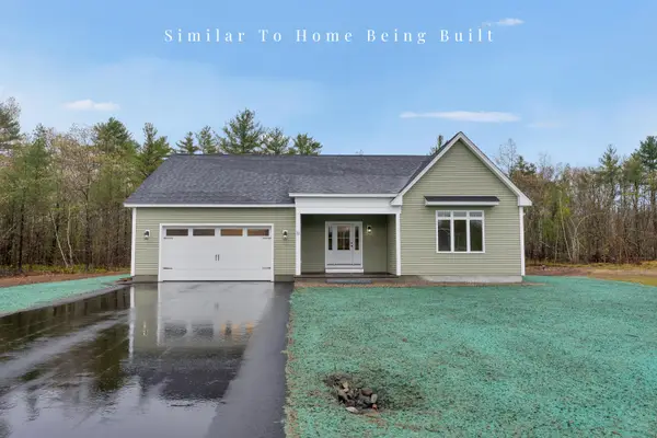 17 Middle Road, Kennebunk, ME 04043