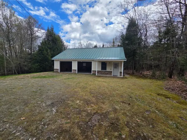 75 Redcedar Lane, Sidney, ME 04330