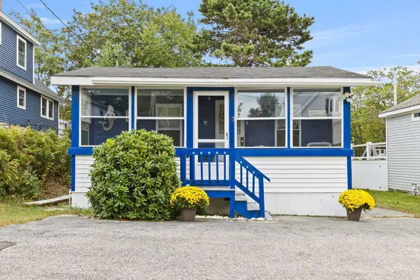 3 Island View Avenue, Saco, ME 04072