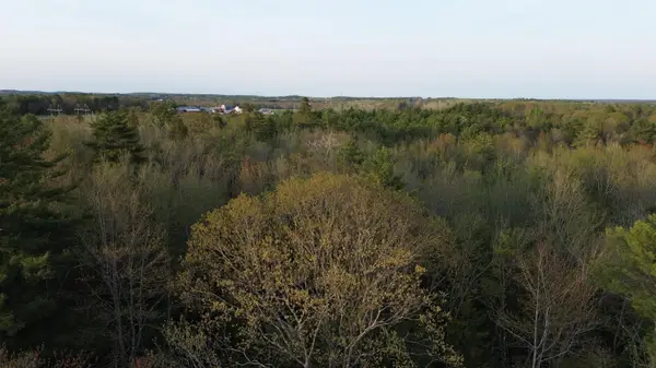 Address Withheld By Seller, Topsham, ME 04086