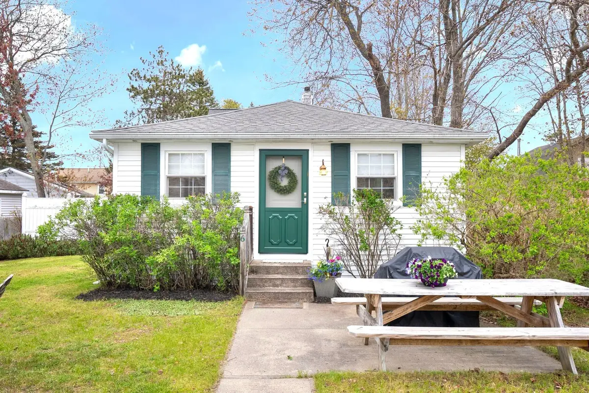 6 Tasker Avenue, Scarborough, ME 04074 - #1