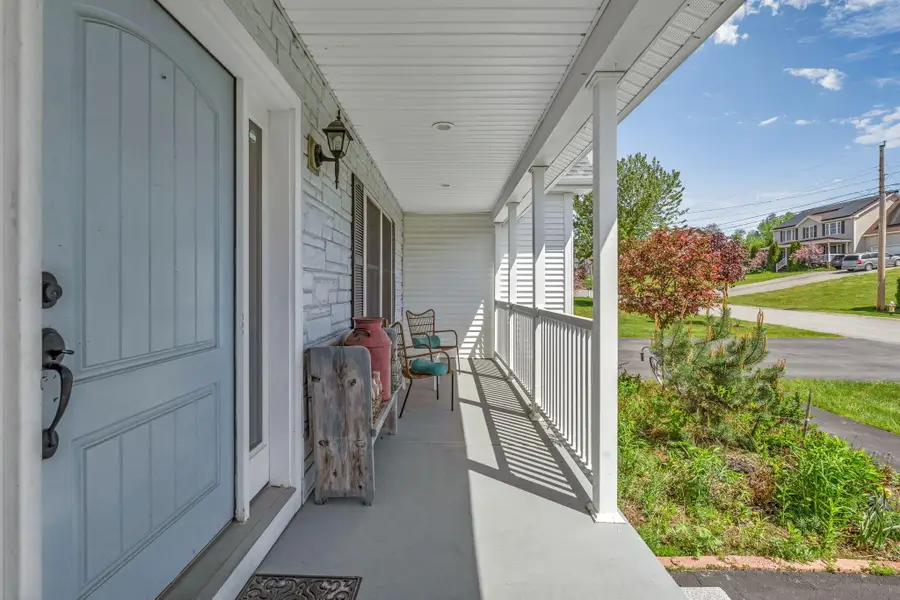40 Hillview Drive, Bangor, ME 04401 - #3