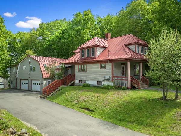 28 Main Street Hill, Dexter, ME 04930
