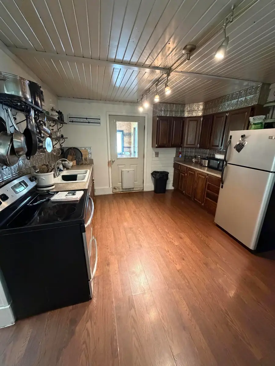 165 Knox Street, Millinocket, ME 04462 - #3