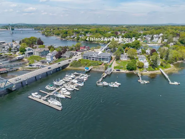 4 Island Avenue #5, Kittery, ME 03904
