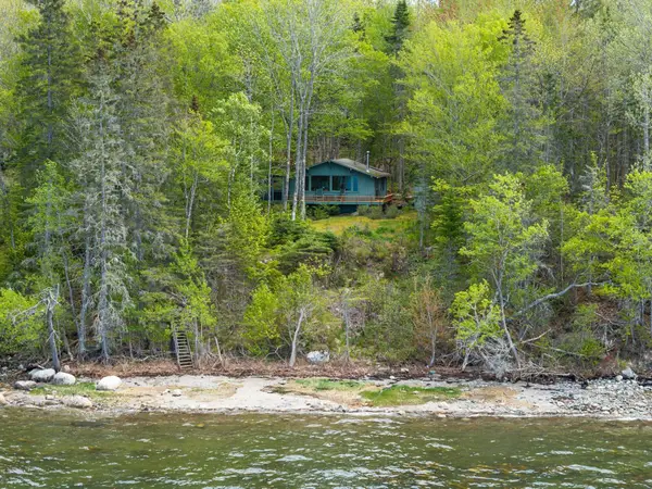 305 Bay View Drive, Bar Harbor, ME 04609