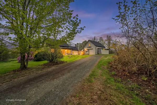 402 Webb Ridge Road, Palmyra, ME 04965