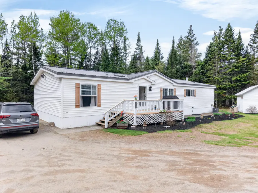 5,10,11 Country Lane, Kingfield, ME 04947 - #2