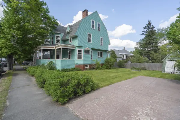 27 Norwood Street, Portland, ME 04103