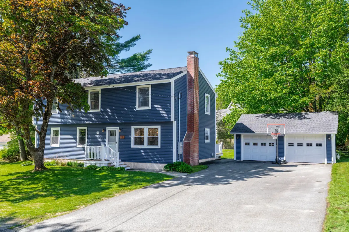 19 Hamlin Road, Falmouth, ME 04105 - #1