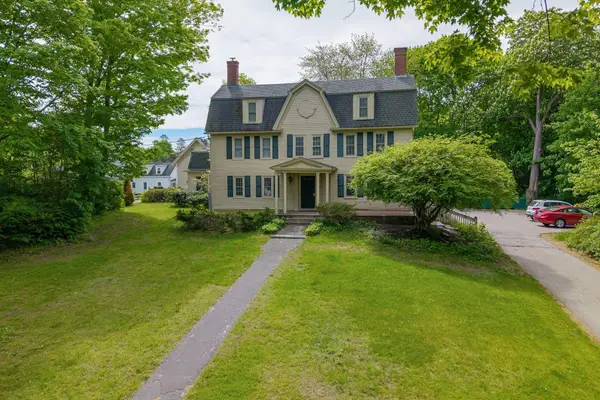 13 Grove Street #3, Kennebunk, ME 04043
