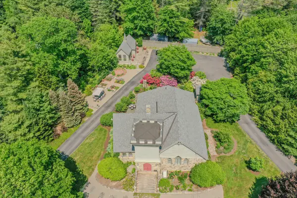 48 Old Searsport Avenue, Belfast, ME 04915