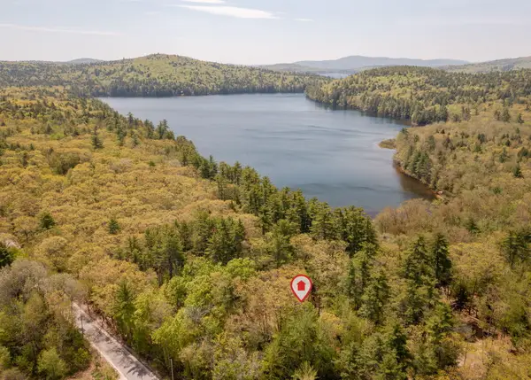 7 Cluff Lane, Bridgton, ME 04009