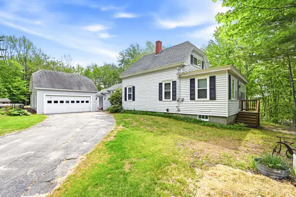 60 Ossipee Trail W, Standish, ME 04084