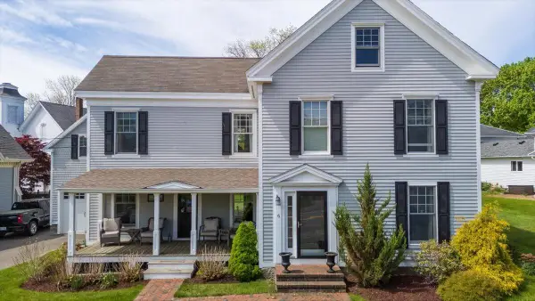 6 Mountain Street, Camden, ME 04843