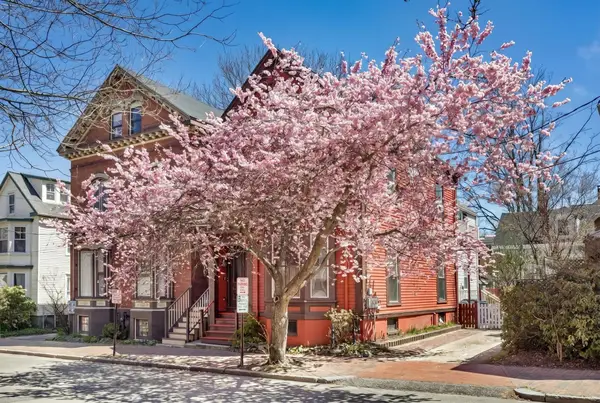 75 Carleton Street, Portland, ME 04102